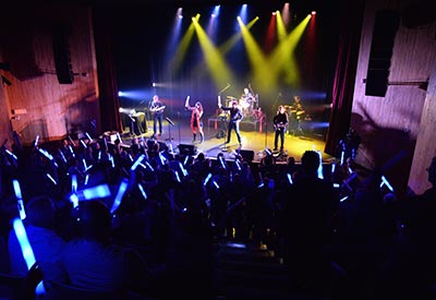 Saint-Augustin-de-Desmaures Performing Arts Venue: GigaCore Ethernet Switches Facilitate AV and Lighting