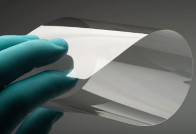 Firm Develops Electricity-Generating Flexible Glass