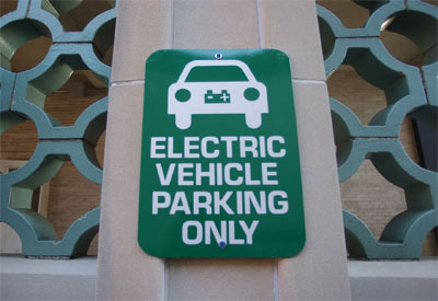 Ontario Considering Changes to Condo Act in the Hopes of Increasing Electric Vehicle Adoption