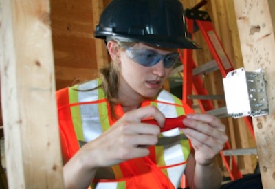 Newfoundland Extends Deadline for Electrical Industry Scholarships for Women