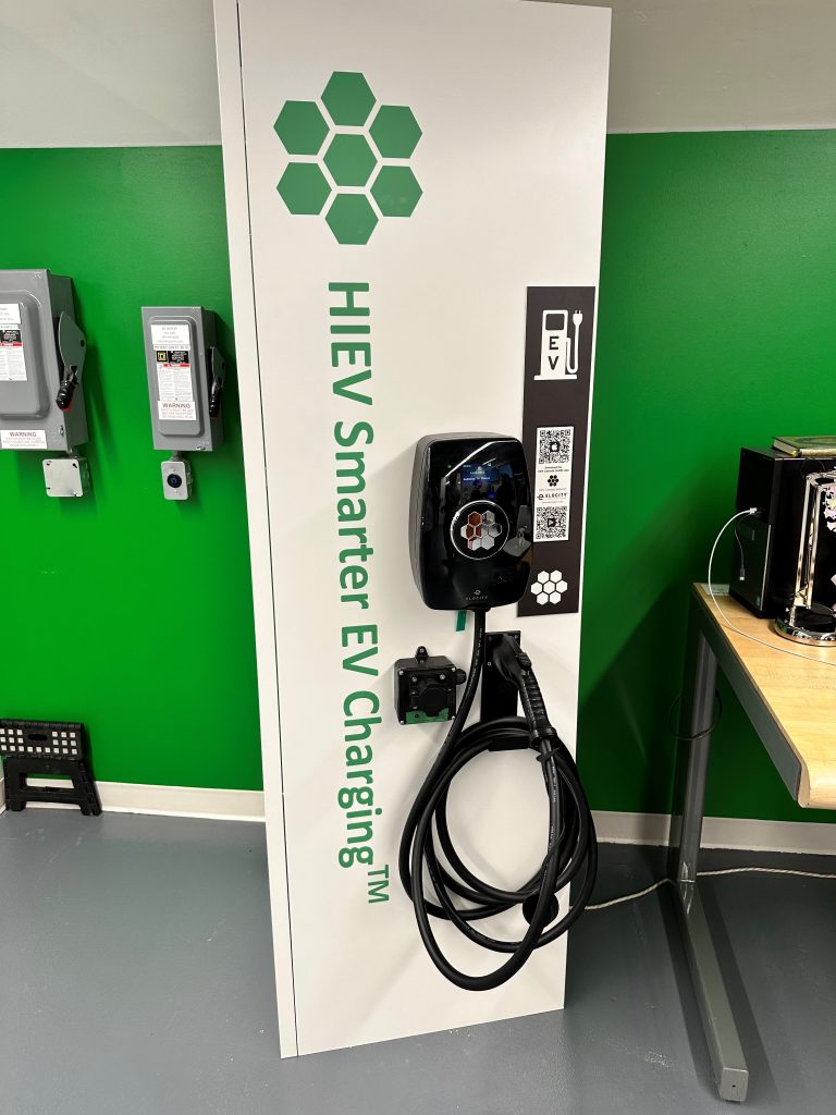 How Elocity Utilized the TMU Schneider Electric Microgrid Lab to Launch their EV Charging Start-Up