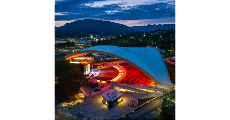 Houle Highlights Completion of Freedom Mobile Arch in Vancouver