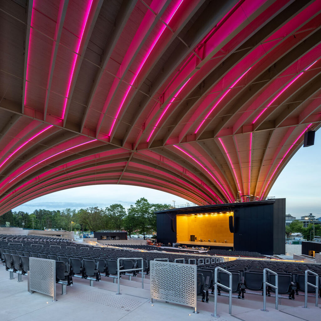 Freedom Mobile Arch